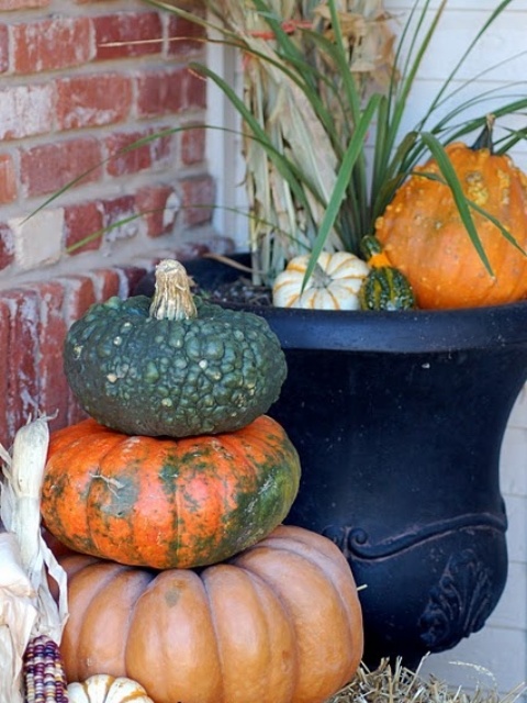 Pretty Fall Porch Decor Ideas