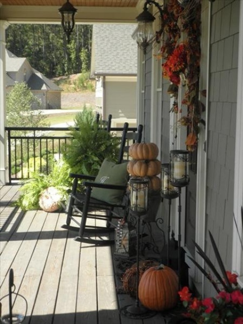 Pretty Fall Porch Decor Ideas