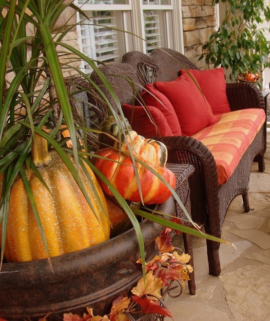 Pretty Fall Porch Decor Ideas