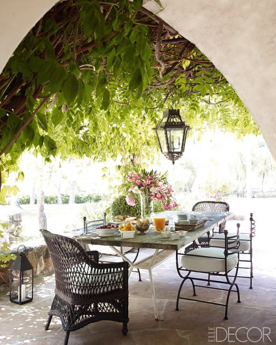 Reese Witherspoon Vintage Home In California