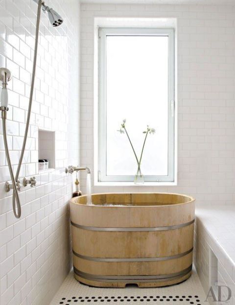 Relaxing Soaking Tubs With Cool Therapeutic Designs