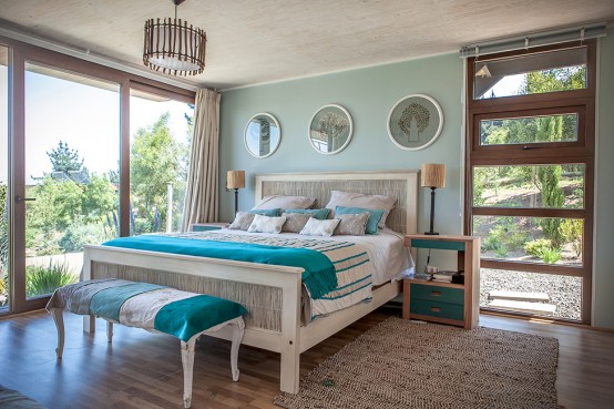 Relaxing Tanovatti Retreat With Bright Interiors