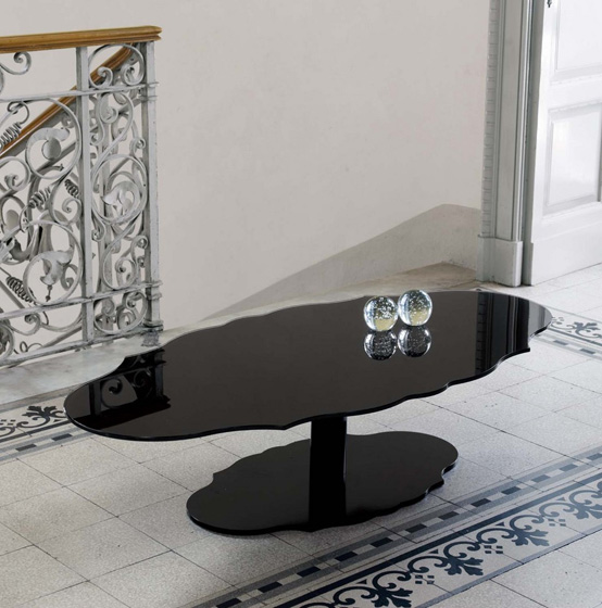 Renzo Coffee Table With Moulded Outline