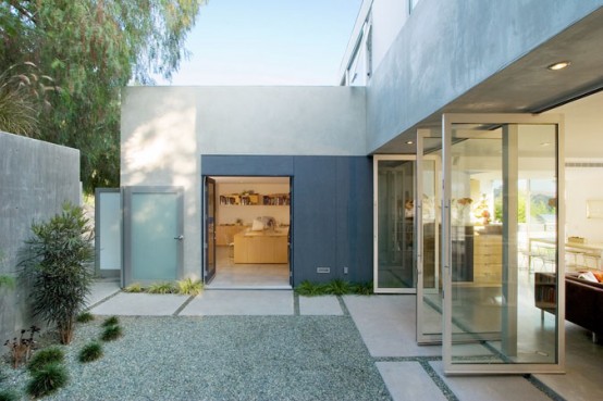 Residence With Cool Terrace