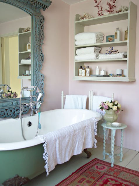 Romantic Bathroom With Pale Pink Walls