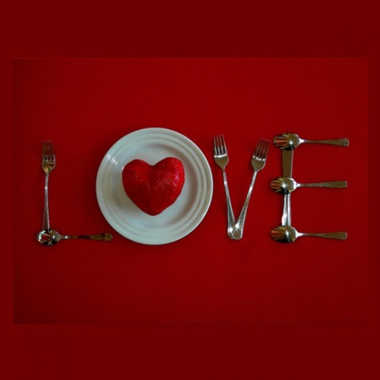 Romantic Table Decor Variants For The Best Valentine's Day