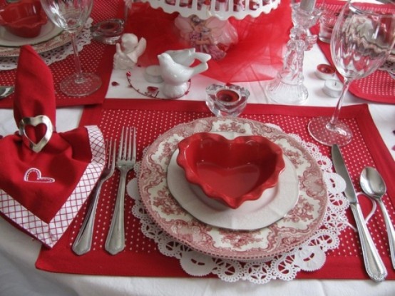 Romantic Valentine's Day Table Settings