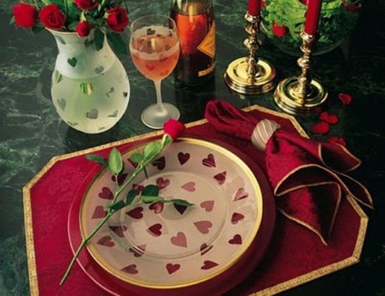 Romantic Valentine's Day Table Settings