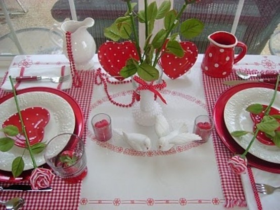 Romantic Valentine's Day Table Settings