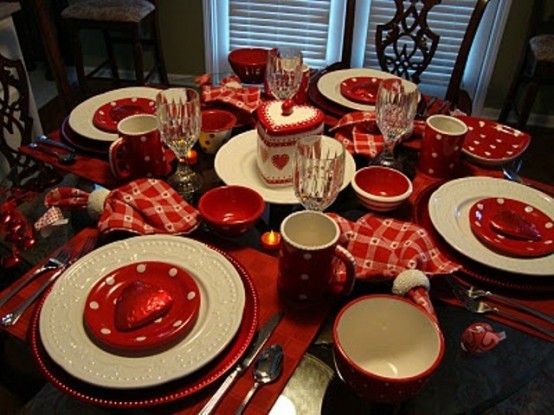 Romantic Valentine's Day Table Settings