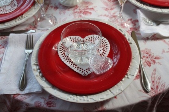 Romantic Valentine's Day Table Settings