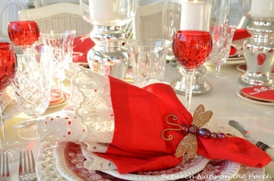 Romantic Valentine's Day Table Settings