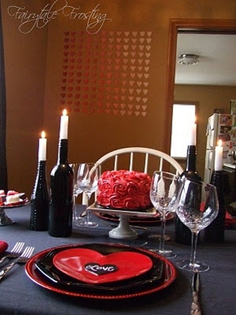 Romantic Valentine's Day Table Settings