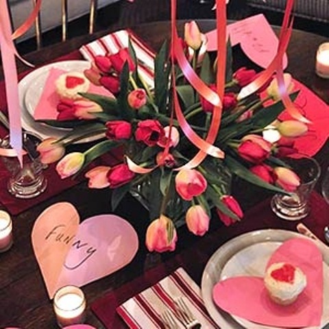 Romantic Valentine's Day Table Settings