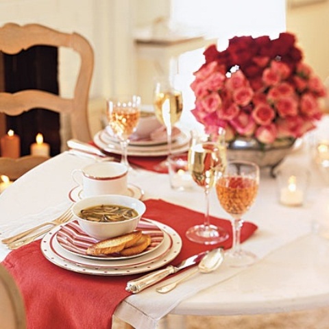 Romantic Valentine's Day Table Settings