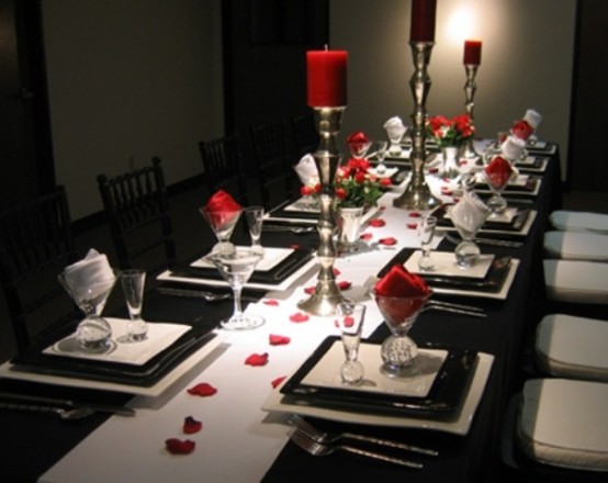 Romantic Valentine's Day Table Settings