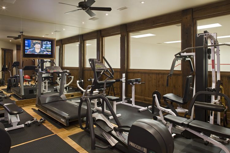 Rustic Traditional House Design In Ontario Gym