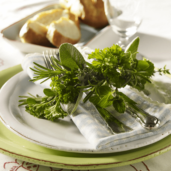 Rustic Veggies And Herbs Tablescape Ideas