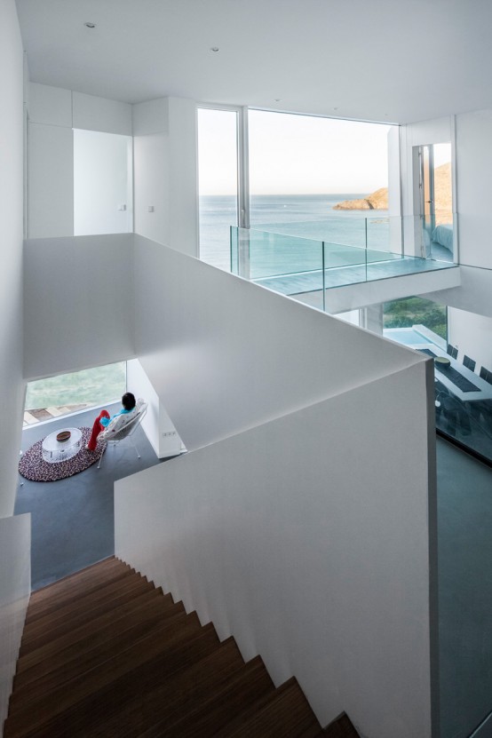 Seafront Sunflower House With Geometric Design
