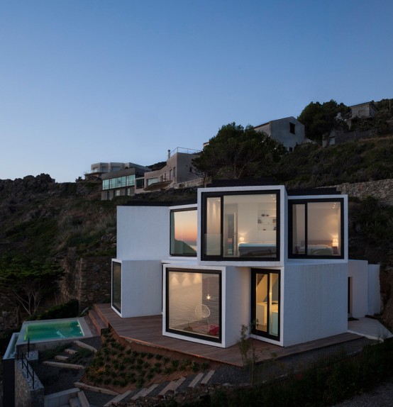 Seafront Sunflower House With Geometric Design