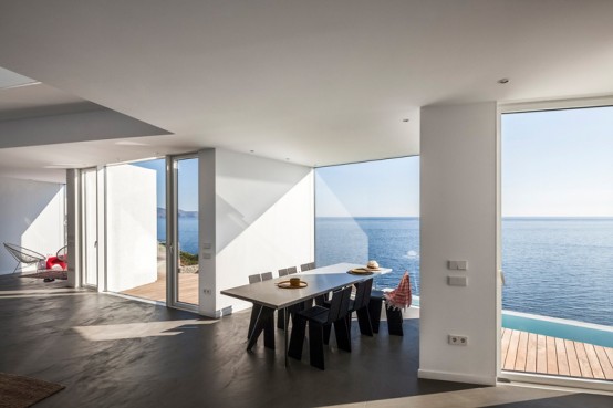 Seafront Sunflower House With Geometric Design
