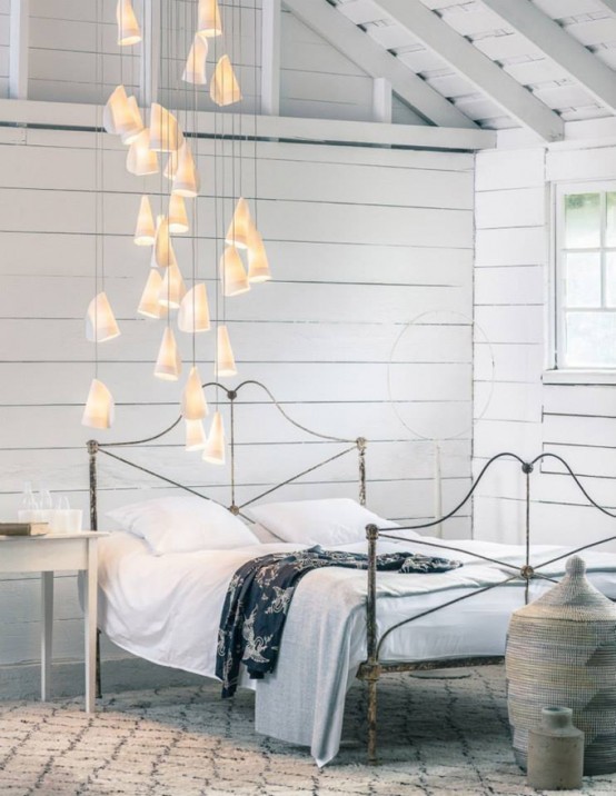 Series 21 Pendants Of The Thinnest Porcelain Series 21 Pendants Of The Thinnest Porcelain