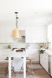 simple-yet-refined-white-kitchen-design-9