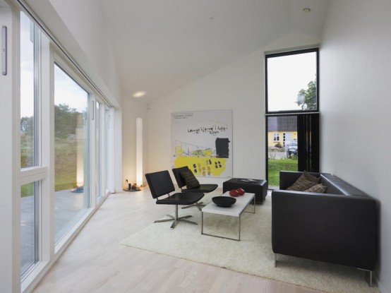 Country House Design in Denmark – Sinus House by Cebra Architects