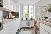 Small And Stylish Scandianvian Apartment Kept Spacious