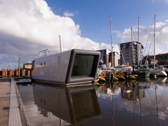 Small Floating Prefab House