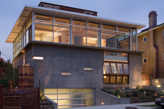 Small House with Concrete Base and Modern Design