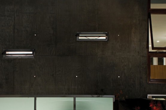 Small House With Concrete Base And Modern Design