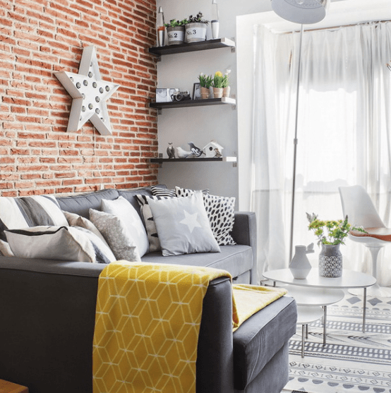 Small Modern Apartment Design With Space-Saving Decor