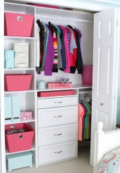 smart-and-fun-kids-clothes-organizing-ideas-32