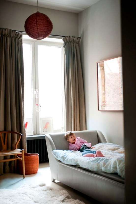 Soft Moody Apartment In SoHo With Refined Accents DigsDigs