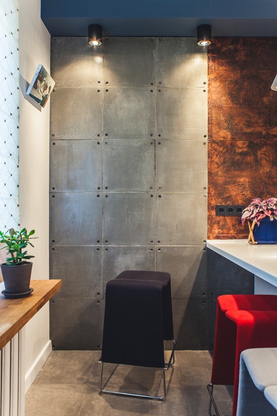 Spacious Kiev Apartment Decorated With An Artistic Twist