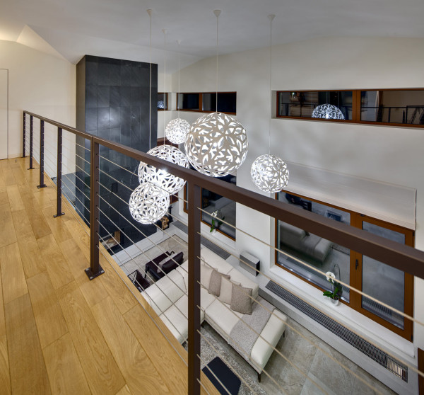 Spacious Modern Home With A Natural Feel
