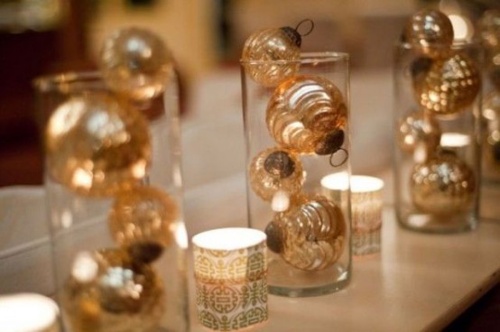 31 Sparkling Gold Christmas Décor Ideas  DigsDigs