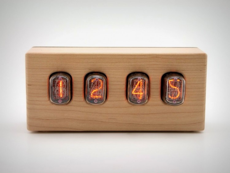 Steampunk Nixie Clock That Requires Little Power