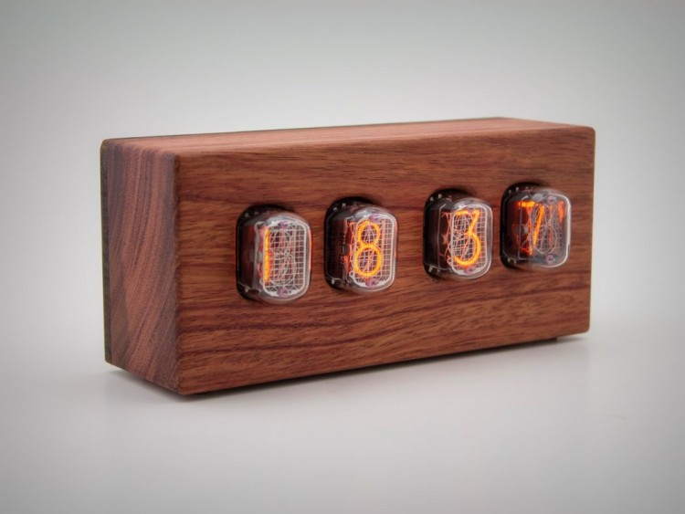 Steampunk Nixie Clock That Requires Little Power