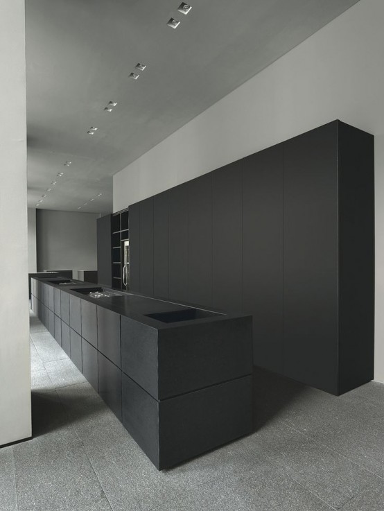 Striking Black Kitchens To Make A Statement