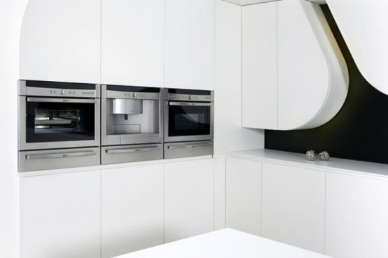Striking Futuristi Ckitchen By A Cero