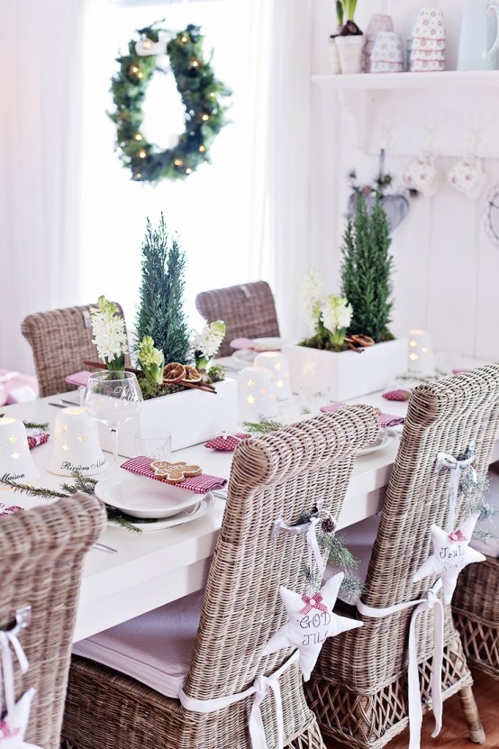 Stunning Christmas Dining Room Decor Ideas