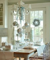 Stunning Christmas Dining Room Decor Ideas