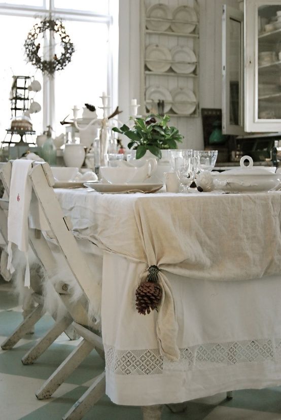 Stunning Christmas Dining Room Decor Ideas