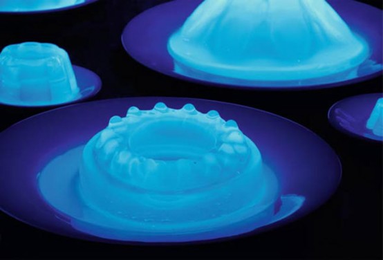 neon blue jelly that glows in the dark is a cool and fresh sweets idea for a Halloween party