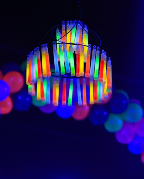 23 Stunning Neon Halloween Decor Ideas Digsdigs