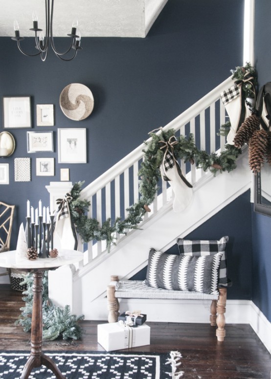 Stylish And Charming Black And White Christmas Entryway