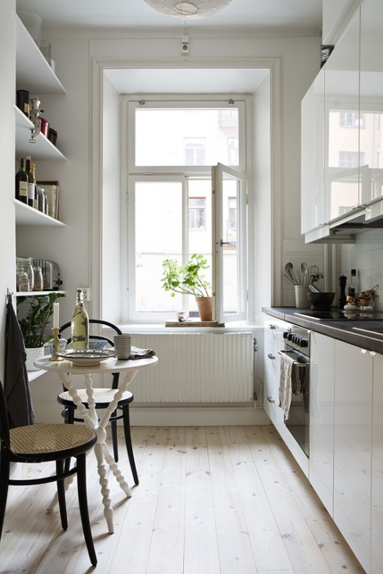 31 Stylish And Functional Super Narrow Kitchen Design