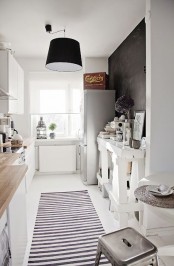 stylish-and-functional-narrow-kitchen-design-ideas-29